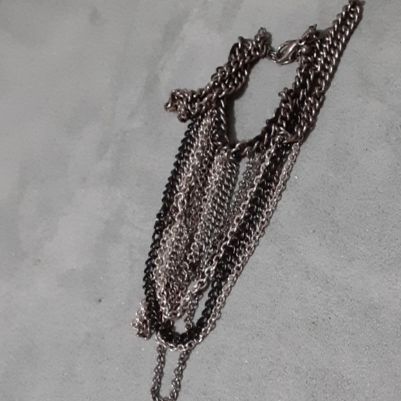 Black and Silver Tone Chain Necklace Rhinestone - Picture 4 of 4